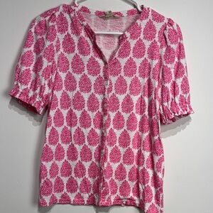 Boden Dolly Puff Sleeve Jersey Shirt with a Pink & White Paisley Design.  Size 0